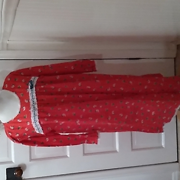 Vintage Avon womans M/L Christmas nightgown - Picture 1 of 5
